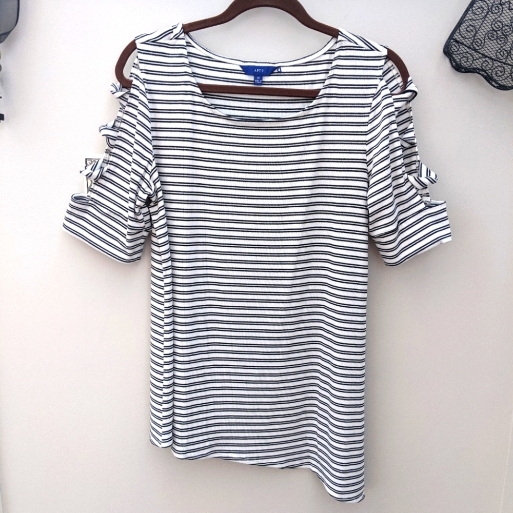 Apt. 9 NWOT asymmetrical top